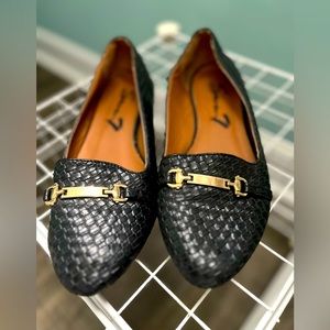 Seven7 black thatched flats with gold detail size 10